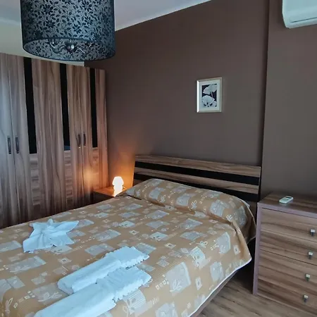Golden Line Private 4*