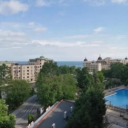 Lejlighedshotel Golden Line Private 4*
